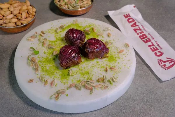 ÇELEBİZADE BAKLAVA, KÜNEFE VE KATMER - Resim 14