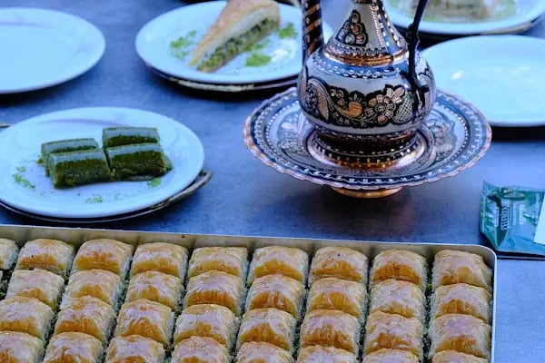 ÇELEBİZADE BAKLAVA, KÜNEFE VE KATMER - Resim 20