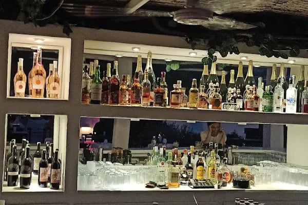 Bohemia Bodrum - Resim 10