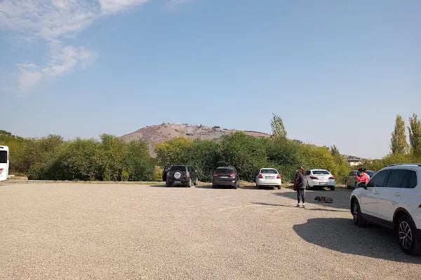 Asklepieion Otoparkı - Resim 1