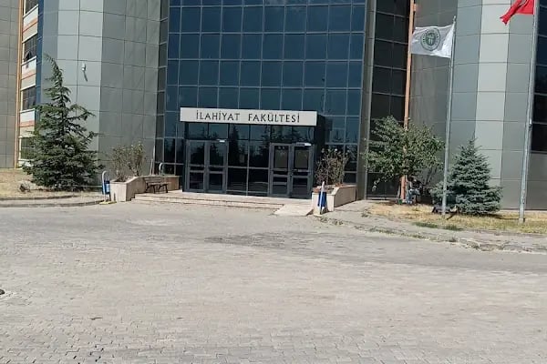 Kocaeli Üniversitesi İlahiyat Fakültesi - Resim 10