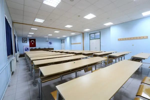 SUBÜ Akyazı Sağlık Hizmetleri Meslek Yüksekokulu - Resim 19