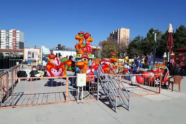 Mini Club Aile Eğlence Merkezi Luna Park - Resim 8