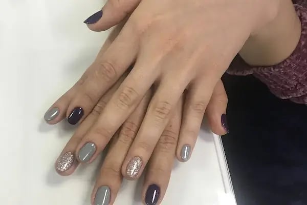 ZEHRA & GÜLER KUAFÖR & GÜZELLİK SALONU - Resim 8