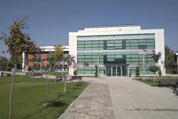 Necmettin Erbakan Üniversitesi Rektörlüğü - Resim 2