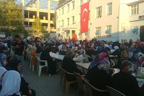 İbrahim Hüsniye Çağlayan Ortaokulu - Resim 13