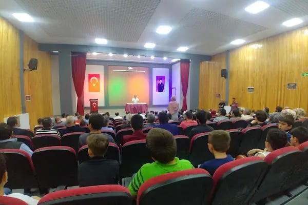 İbrahim Hüsniye Çağlayan Ortaokulu - Resim 6