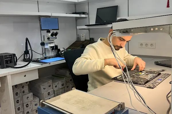Cepservis Göktürk - Telefon, Tablet Tamir ve Aksesuar - Resim 8