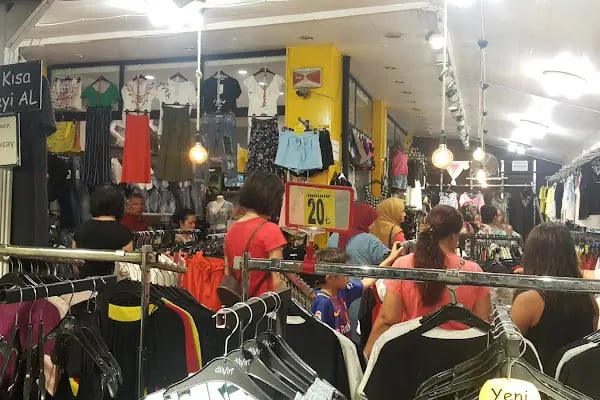 Podium boutique akcay - Resim 7