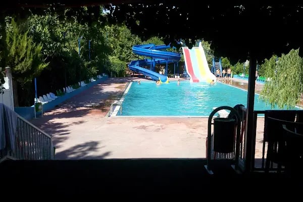 Akpınar Yüzme Havuzu agua park Gaziantep - Resim 8
