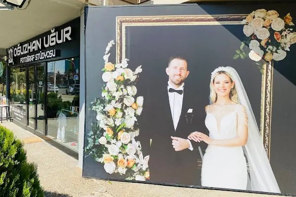 Oğuzhan Uğur Altınşehir Fotoğraf Stüdyosu - Resim 2