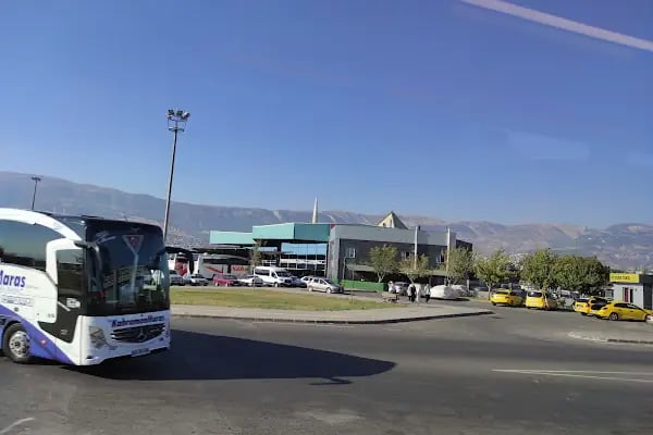 Kahramanmaraş Büyükşehir Belediyesi şehirlerarasi Otobüs Terminali - Resim 15