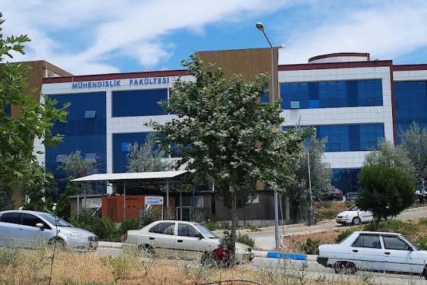 MCBÜ, Uygulamalı Bilimler Fakültesi - Resim 2