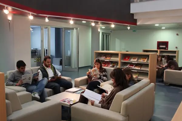 Çankaya Üniversitesi - Resim 17