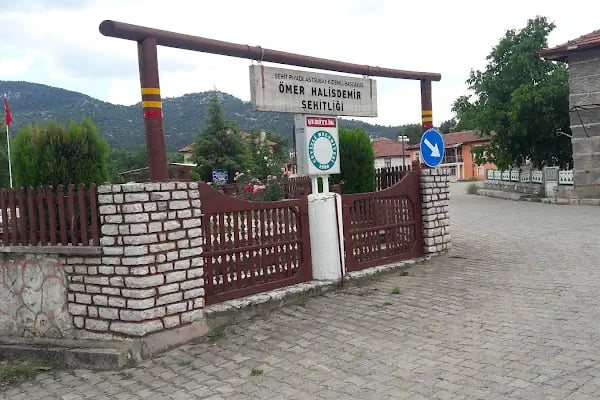 Cevizli Kaya Özen Lisesi - Resim 6
