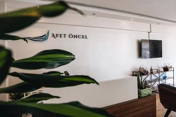 Op. Dr. Afet Öncel - Resim 3