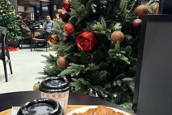 Cincinnati Roastery Coffee - Resim 8