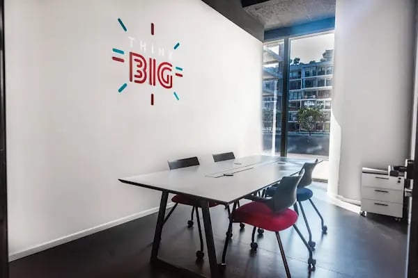 Workinton Bayraklı Tower - Resim 17