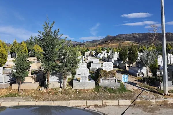 Doğançay Mezarlığı - Resim 5