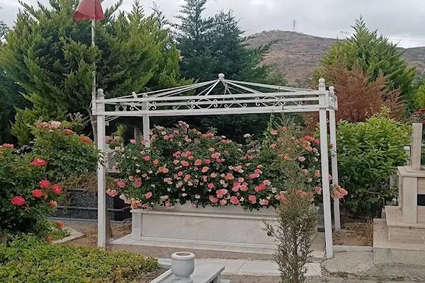 Doğançay Mezarlığı - Resim 16