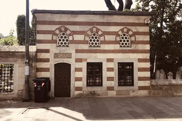 Pir Ahmed Edirnevî Türbesi - Resim 2