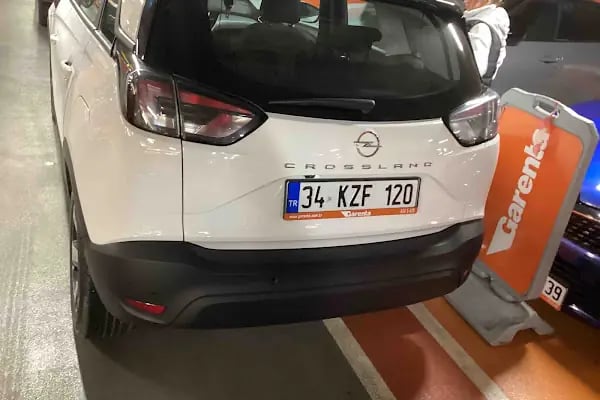 Garenta İzmir Balçova İstinyePark AVM Araç Kiralama - Resim 3
