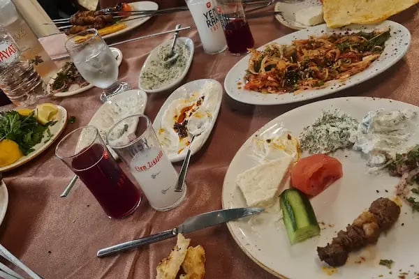 Elem Ziyapaşa Restaurant - Resim 5