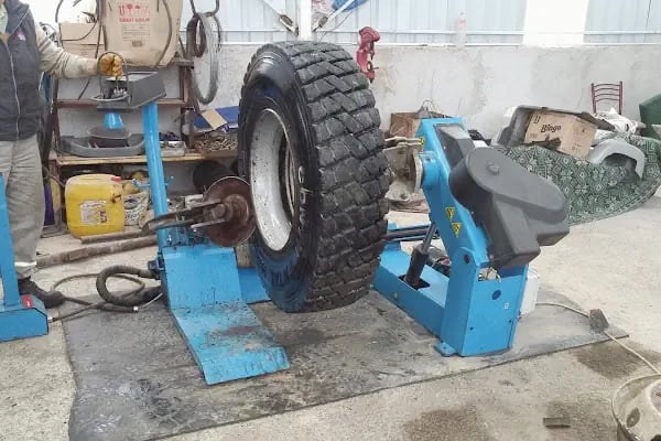 Harmancık oto lastik 7/24 yol yardım - Resim 5
