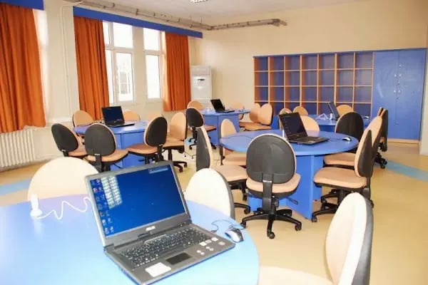 Dokuz Eylül Üniversitesi İşletme Fakültesi - Resim 5