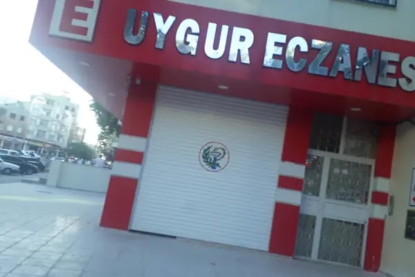 Uygur Eczanesi - Resim 1