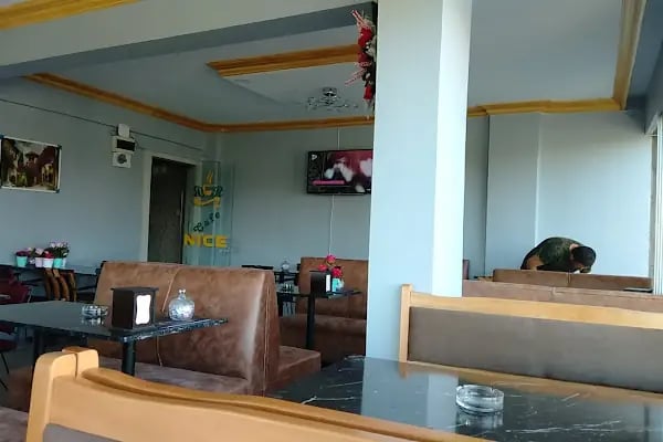 Cafe Nice - Resim 12