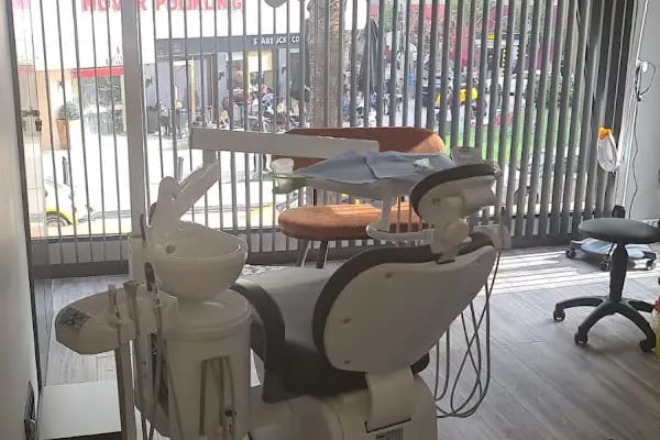 Özel Dent 35 Ağız ve Diş Sağlığı Polikliniği Alsancak - Resim 16