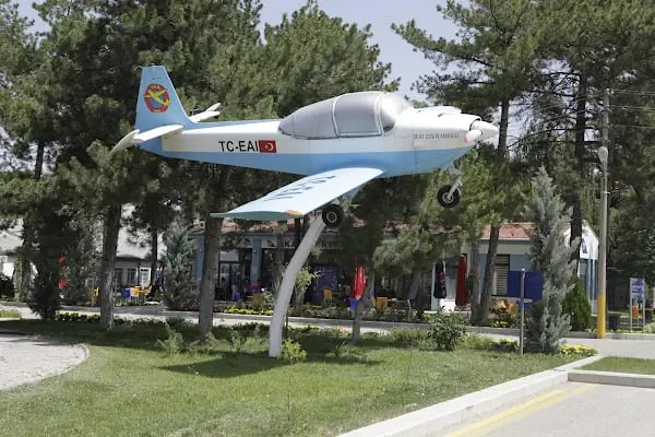 Türk Hava Kurumu Üniversitesi - Resim 13