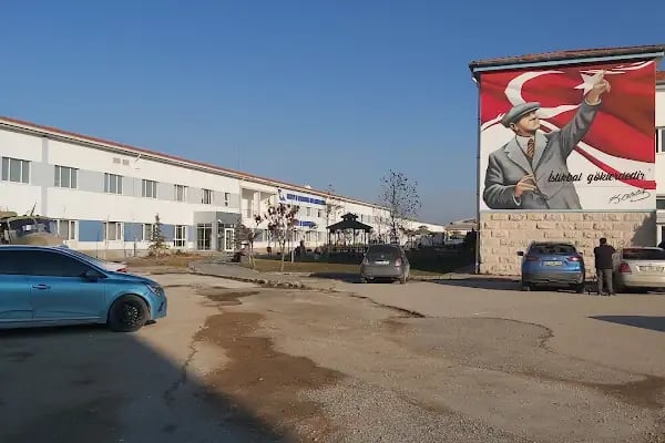 Türk Hava Kurumu Üniversitesi - Resim 16
