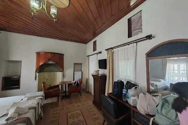 Sarı Konak Kaleiçi - Resim 6