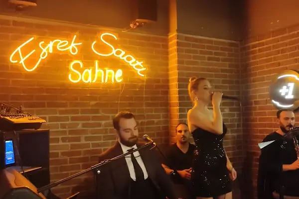 EŞREF SAATİ 35 - Resim 4