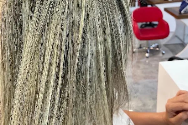 Sinan Özdemir Hair &amp; Makeup Studio - Resim 17