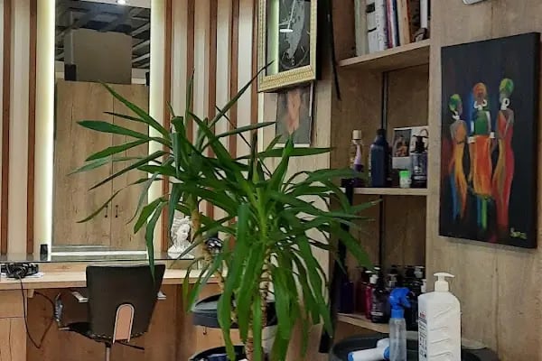 Ersin Topcu Hair Studio (Kadın&amp; Erkek)Kuaförü - Resim 3