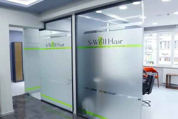 SWell Hair Protez Saç ve Gerçek Saç Peruk Merkezi Şişli - Hair Replacement - Medical Wigs - Resim 3