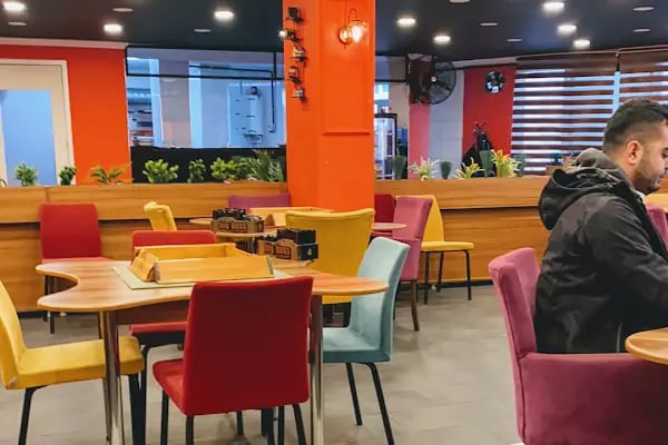 My Quala Cafe &amp; Restaurant - Resim 2