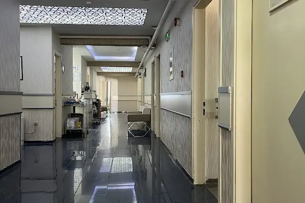 Central Hospital - Resim 4
