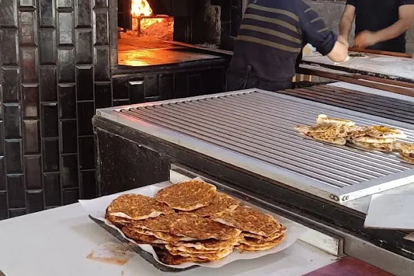 Gülpi Etli Pide, Pizza ve Lahmacun Salonu - Resim 10
