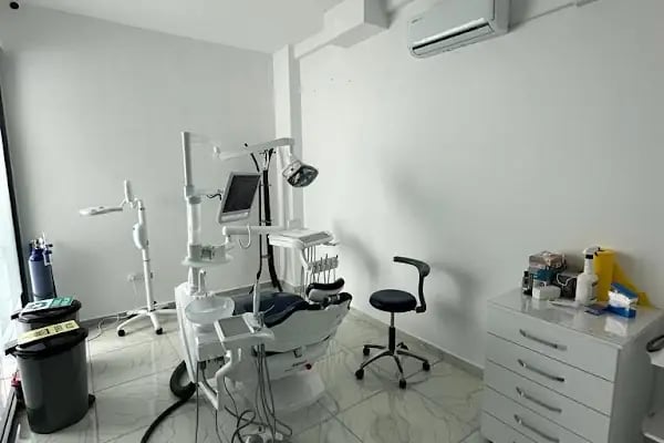 Güzelyurt Ağız ve Diş Sağlığı Polikliniği - Resim 7