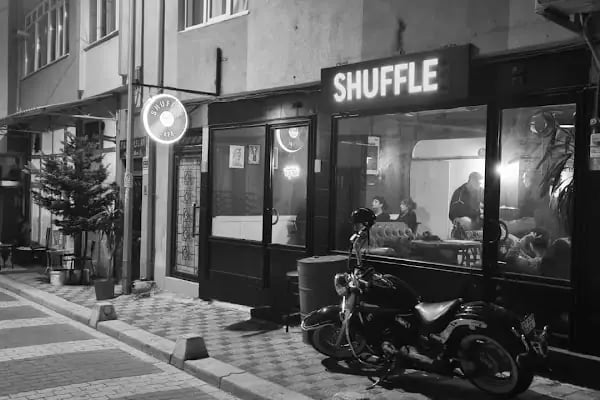 Shuffle - Resim 7