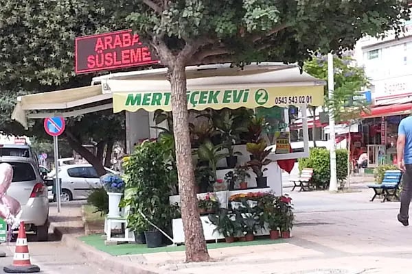 ADANA ONUR ÇİÇEKÇİLİK - Resim 2