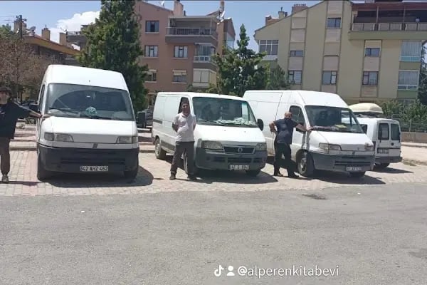 Alperen Kitabevi Sahaf ve Geri Dönüşüm Hizmetleri - Resim 19