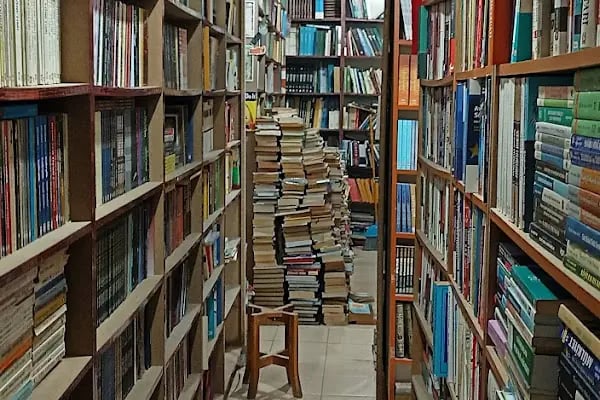 Alperen Kitabevi Sahaf ve Geri Dönüşüm Hizmetleri - Resim 4