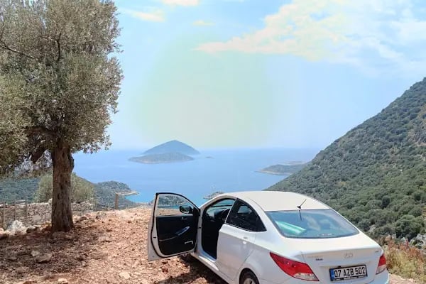 DELUXE RENT A CAR - Resim 17