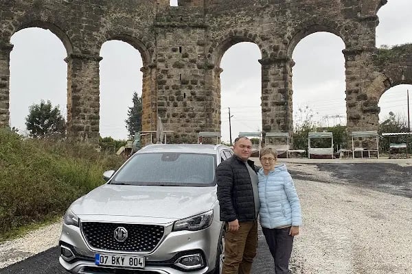 DELUXE RENT A CAR - Resim 18