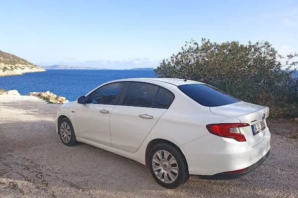 DELUXE RENT A CAR - Resim 16